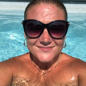 Meet your Posher, Brenna